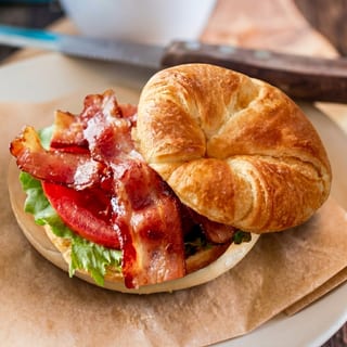BLT